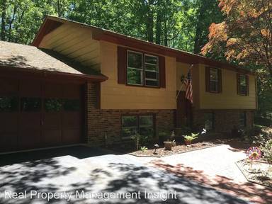 Main picture of 1903 Shelor Ln