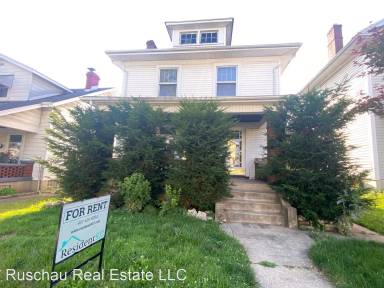 Main picture of 422 Santa Cruz Ave