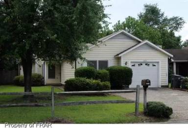 Main picture of 6827 Winchester St