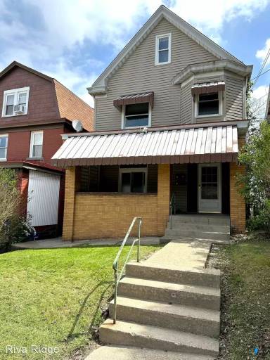 Main picture of 1715 Realty Ave