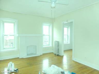 Main picture of 6538 N Lakewood Ave