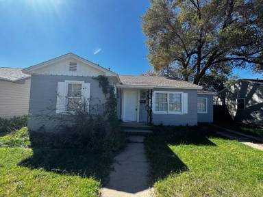 Main picture of 3713 25th St