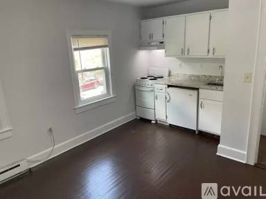 Main picture of 168 Franklin St