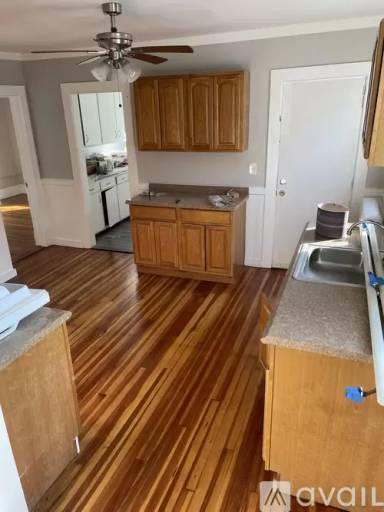 Main picture of 178 Montauk Ave