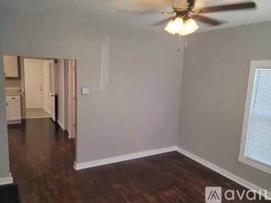 Main picture of 217 N 2nd St