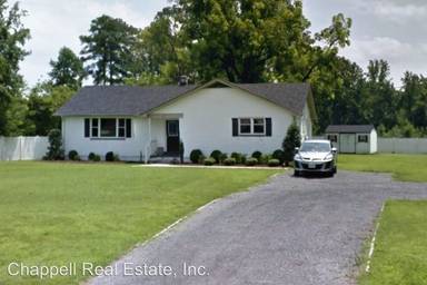 Main picture of 6211 Middle Rd