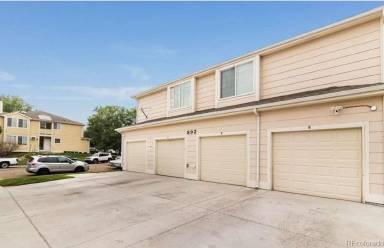 Main picture of 892 S Uravan Ct