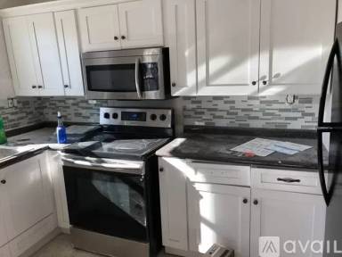 Main picture of 117 Green St