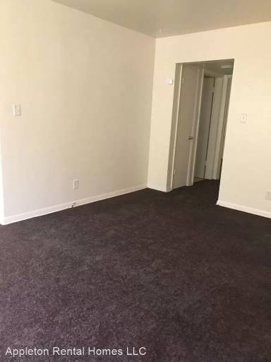 Main picture of 2703 N 69th St