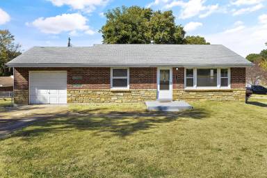 Main picture of 10135 Cabot Dr
