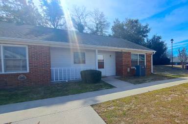 Main picture of 3905 Guardian Ave