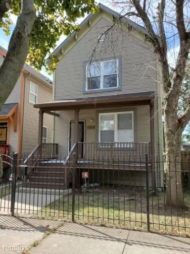 Main picture of 10600 S Edbrooke Ave