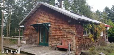 Main picture of 738 Pavey Blvd