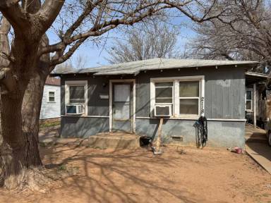 Main picture of 2118 33rd St