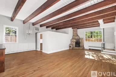 Main picture of 4811 S Kimbark Ave