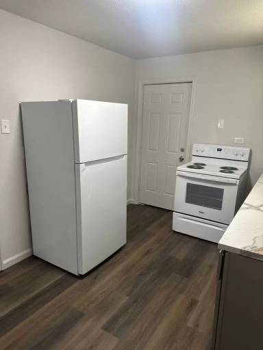 Main picture of 2820 Flint Ave