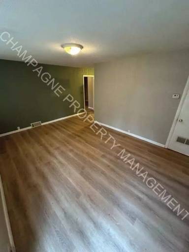 Main picture of 7107 E 111th Ter