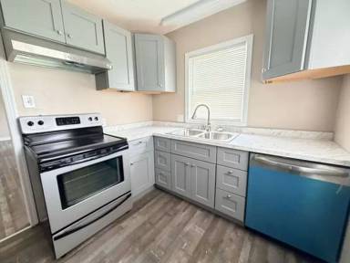 Main picture of 1600 Holbrook Ave