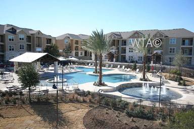 Main picture of Lakewood Apartments