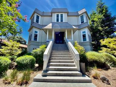 Main picture of 1415 Brown St