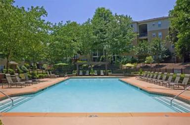 Main picture of 5470 Glenridge Dr