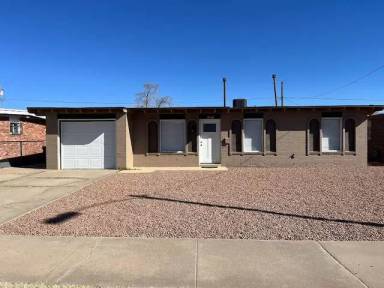 Main picture of 10536 Goodman St