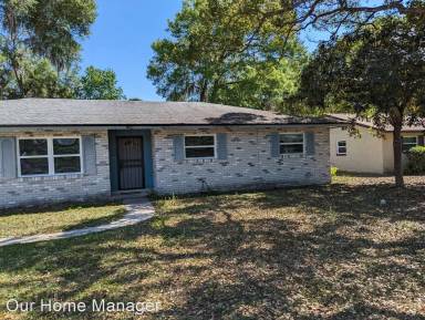 Main picture of 1575 S Spring Garden Ave