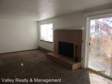 Main picture of 1277 Redwood Cir