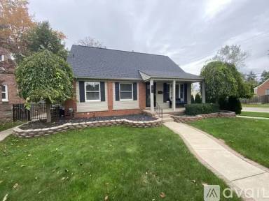 Main picture of 4527 Groveland Ave