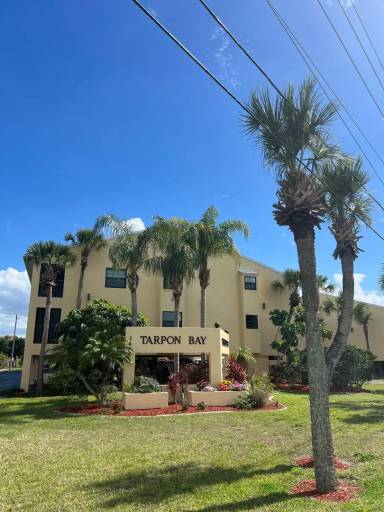Main picture of 14459 River Beach Dr