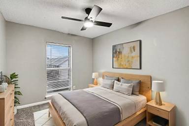 Main picture of 6820 Chapel Dr