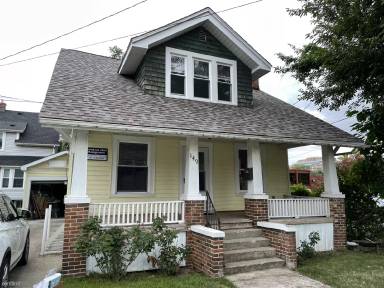 Main picture of 145 Hill St