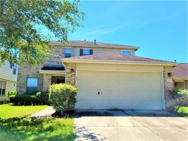 Main picture of 3046 Legends York Dr