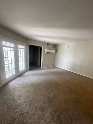 Main picture of 6663 S Victor Ave