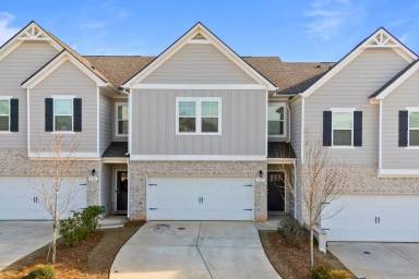 Main picture of 127 Raiden Cir