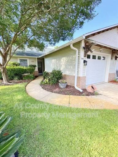 Main picture of 204 Via Largo