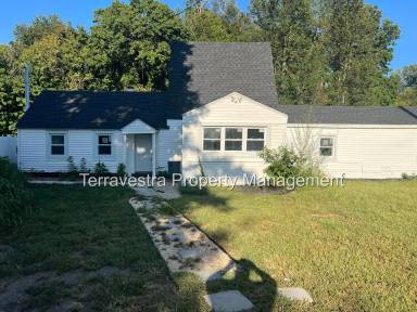 Main picture of 1244 N Black Horse Pike