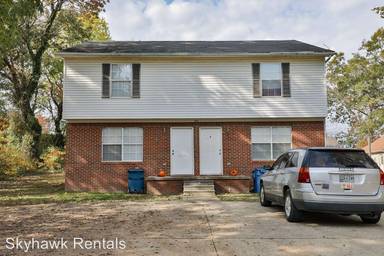 Main picture of 305 Oakland St