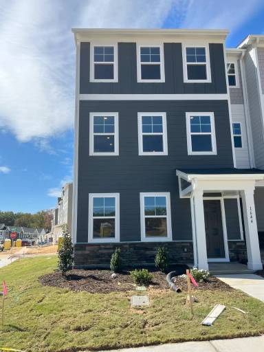 Main picture of 1644 Kipp Ln