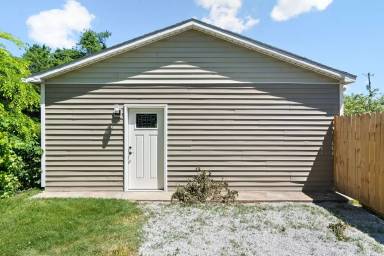 Main picture of 478 Thompkins Ln
