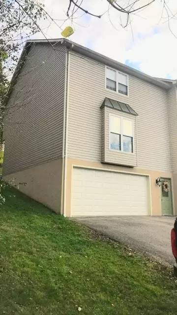 Main picture of 25 Clear Spring Dr