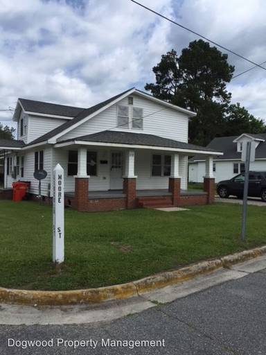 Main picture of 1319 Moore St