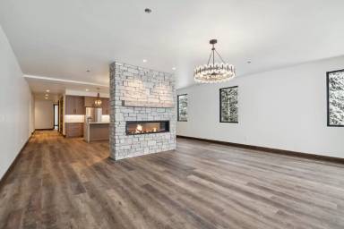 Main picture of 313 Akers Ln