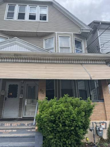 Main picture of 524 North James Street