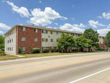Main picture of 225 N Hyland