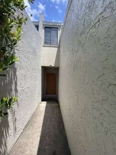 Main picture of 3541 Aristotle Ave
