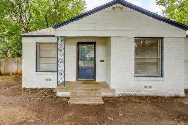 Main picture of 3557 Suffolk Dr
