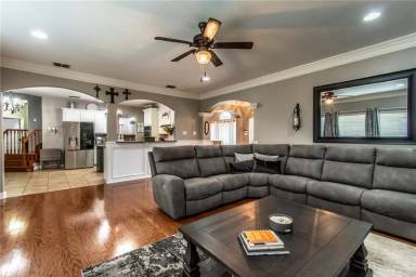 Main picture of 7461 Lake Micala Dr