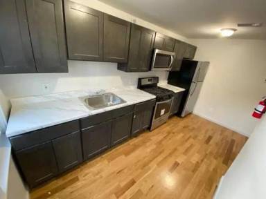 Main picture of 290 Sherman Ave