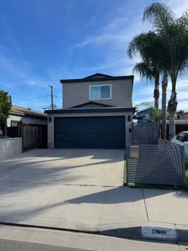 Main picture of 13646 Verdura Ave